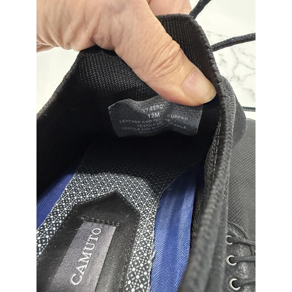 Vince sneaker size footbed